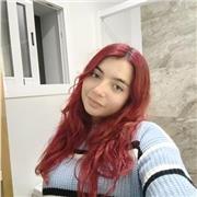 Profesora de apoyo escolar para ayudar a niños de primaria y secundaria a realizar deberes y comprender lo dado en clase